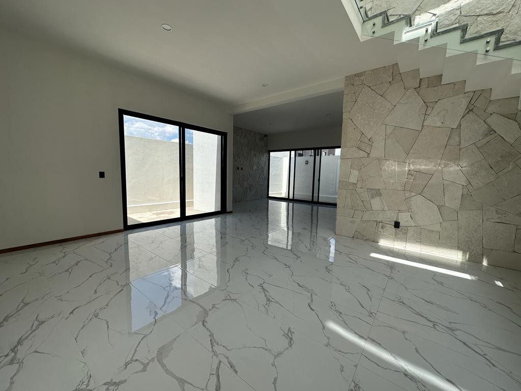 RENTA CASA EN MONTERRA (8)