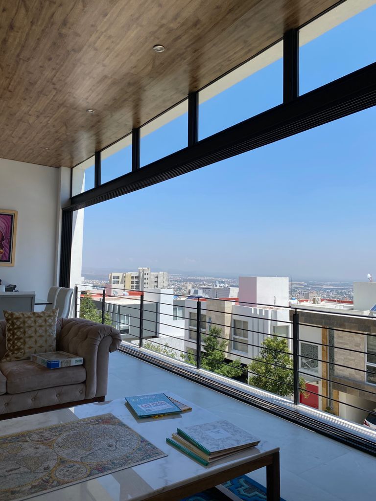 RENTA DE CASA AMUEBLADA EN MONTERRA (3)