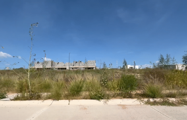 Captura de pantalla 2025-10-16 204802