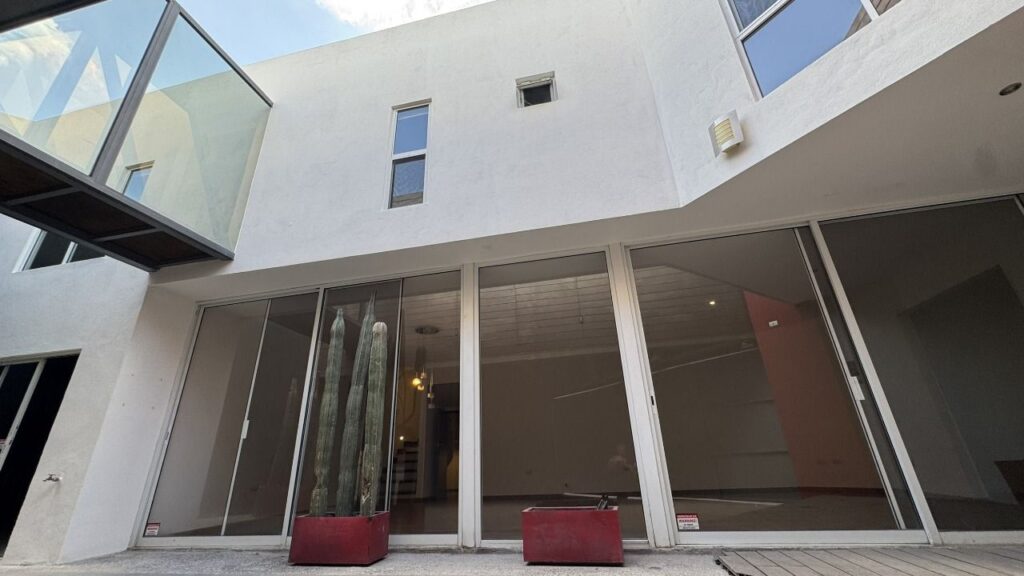 WhatsApp Image 2025-11-28 at 1.36.08 PM