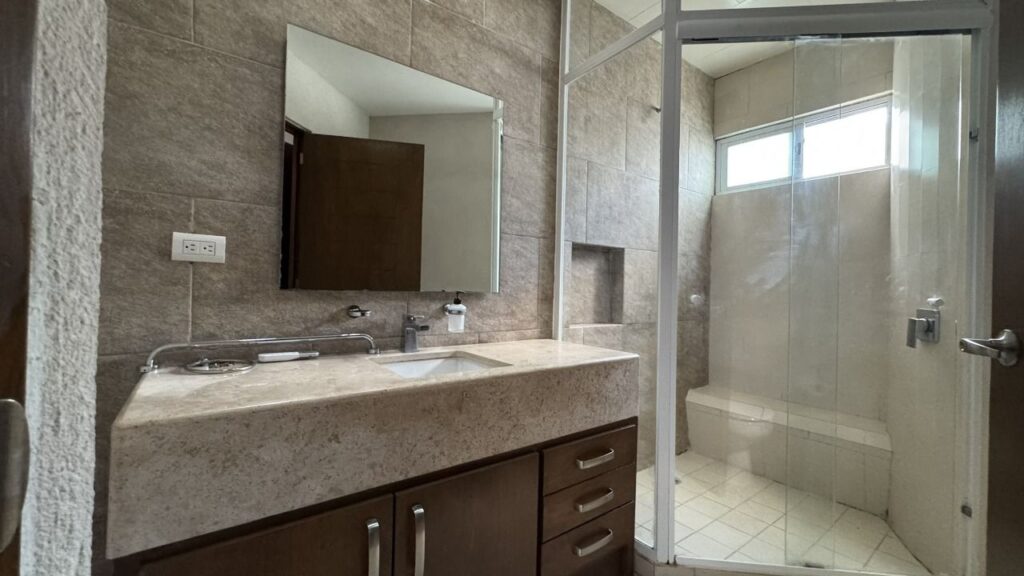 WhatsApp Image 2025-11-28 at 1.43.08 PM